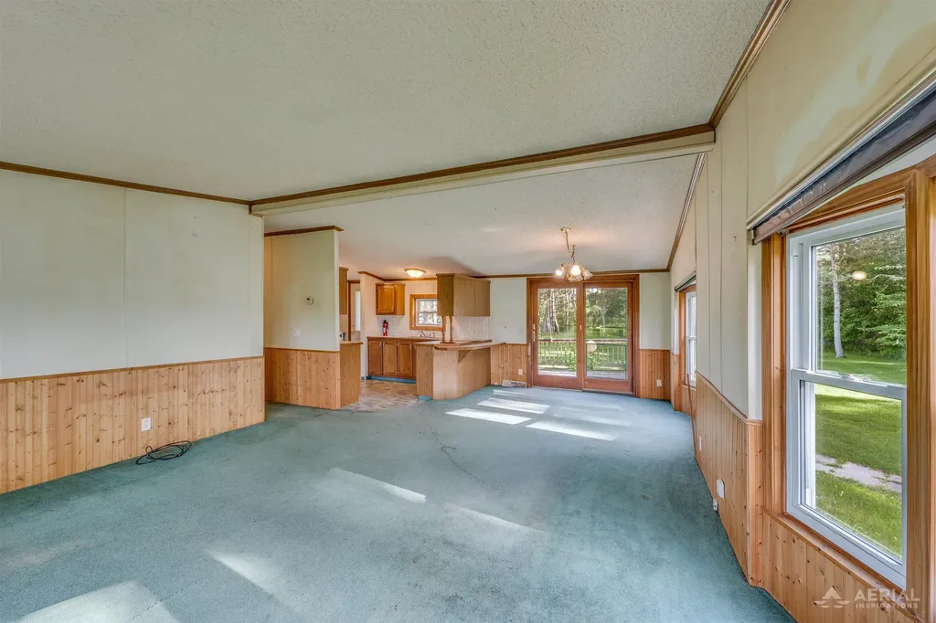 2882 School Road Bourret Township MI 48610
