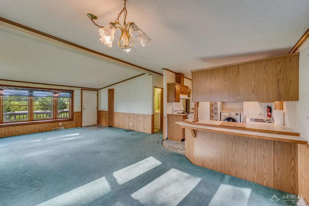 2882 School Road Bourret Township MI 48610
