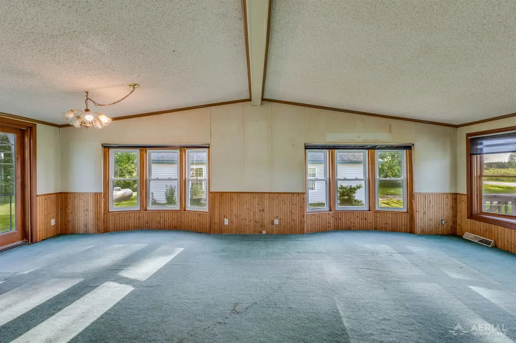 2882 School Road Bourret Township MI 48610