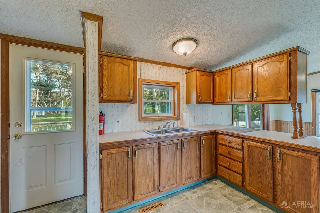 2882 School Road Bourret Township MI 48610