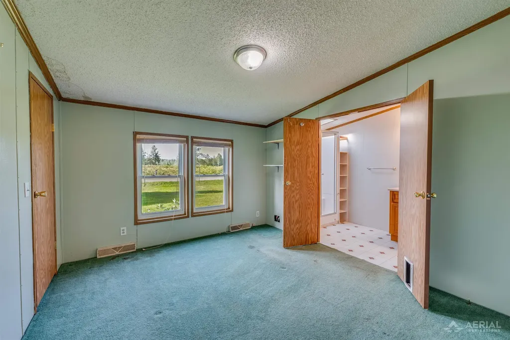2882 School Road Bourret Township MI 48610