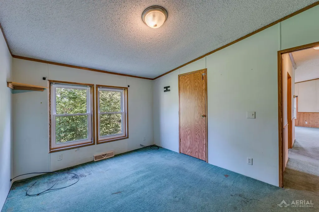 2882 School Road Bourret Township MI 48610