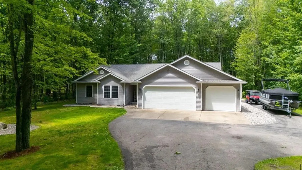 3120 Kens Place Markey Township MI 48653