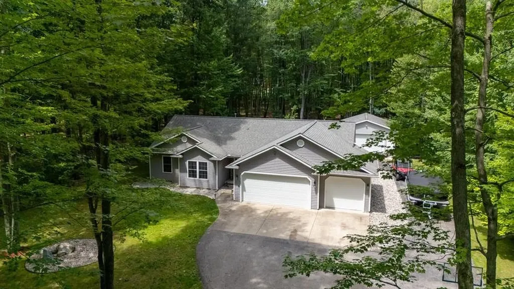 3120 Kens Place Markey Township MI 48653