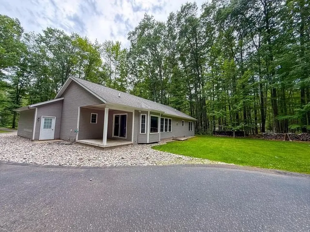 3120 Kens Place Markey Township MI 48653