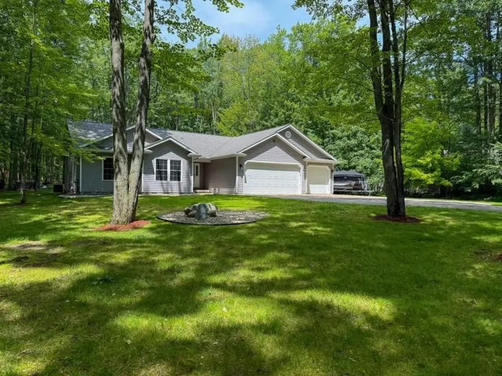3120 Kens Place Markey Township MI 48653