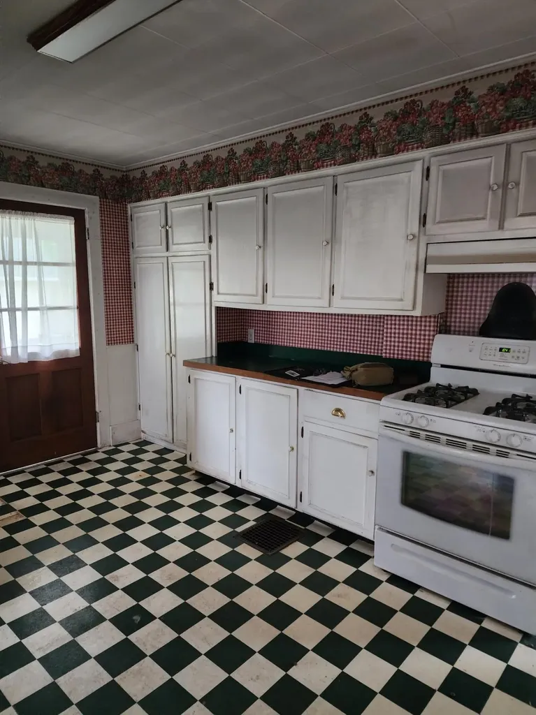 116 Wilkinson Street Unknown City MI 48730