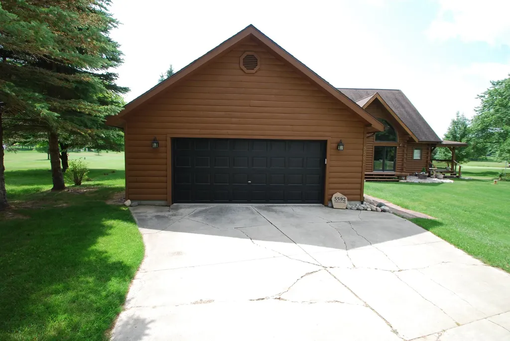 5592 Linksview Way Butman Township MI 48624
