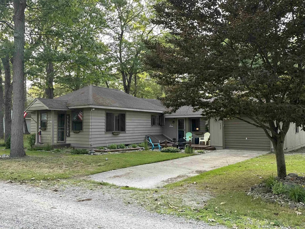 5437 E 8th Street Sims Township MI 48703