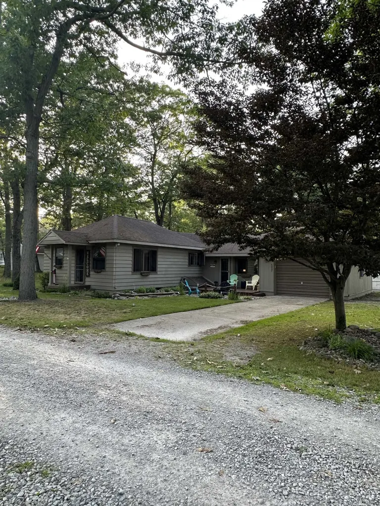 5437 E 8th Street Sims Township MI 48703