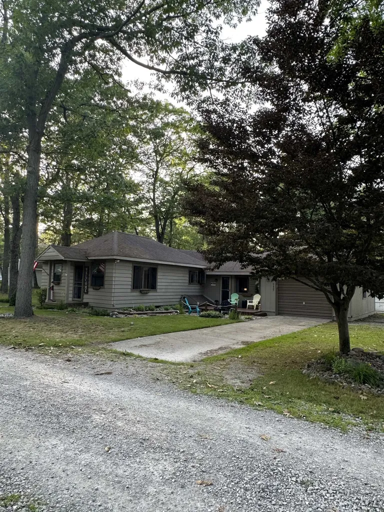 5437 E 8th Street Sims Township MI 48703