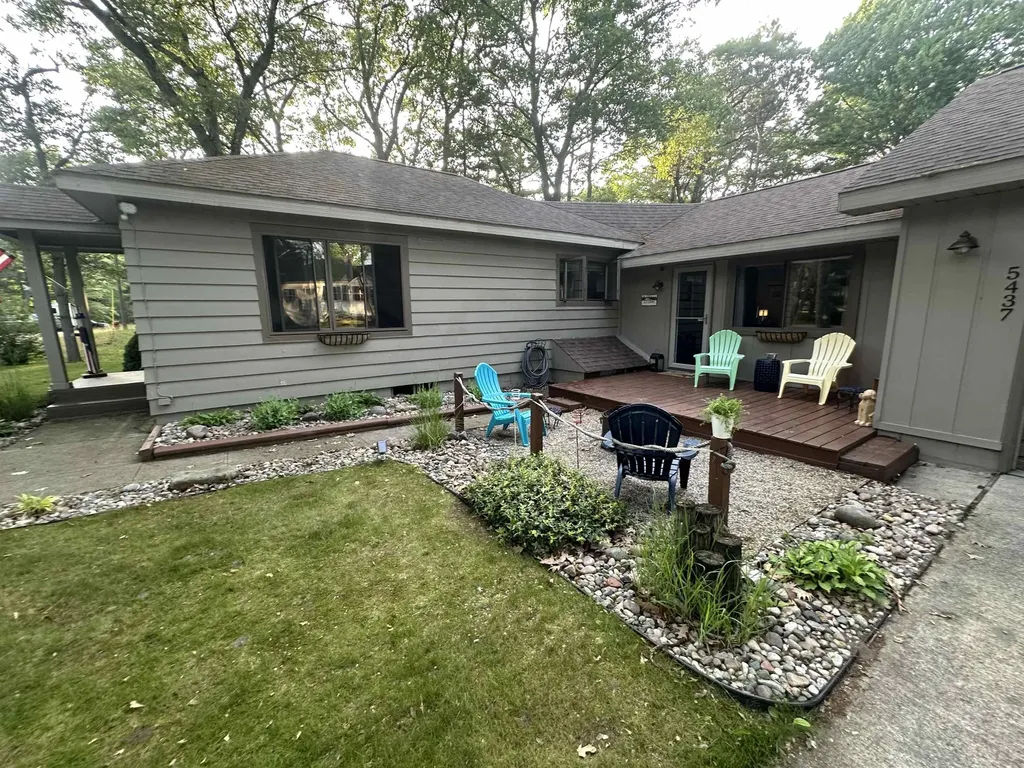 5437 E 8th Street Sims Township MI 48703