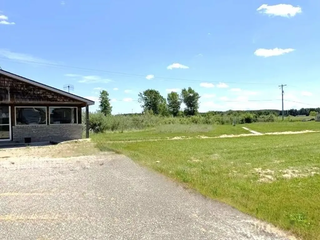 3160 M-65 Plainfield Township MI 48739