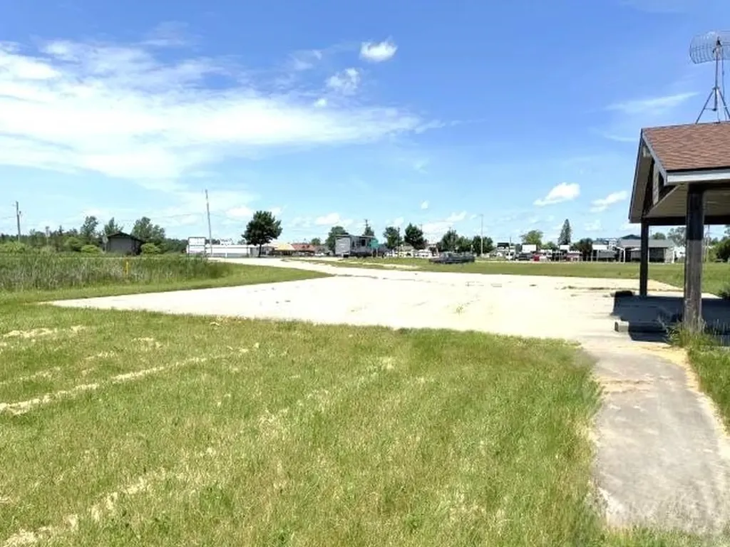 3160 M-65 Plainfield Township MI 48739