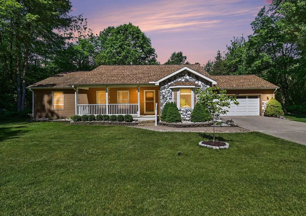 6795 Cedarbrook Drive Oscoda Charter Township MI 48750