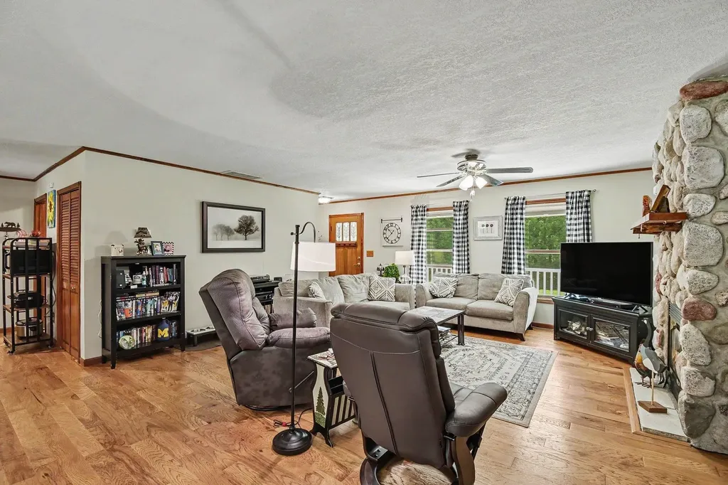 6795 Cedarbrook Drive Oscoda Charter Township MI 48750