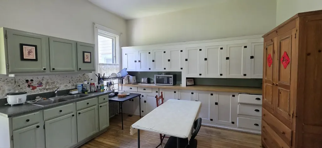 211 W State Street Tawas Township MI 48730