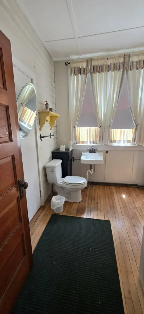 211 W State Street Tawas Township MI 48730