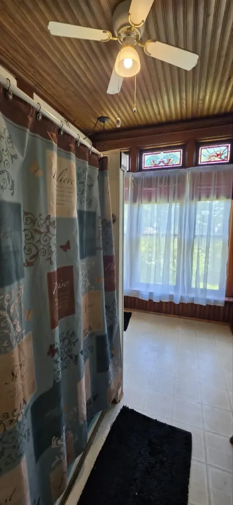 211 W State Street Tawas Township MI 48730