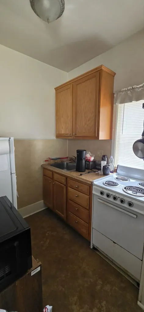 211 W State Street Tawas Township MI 48730