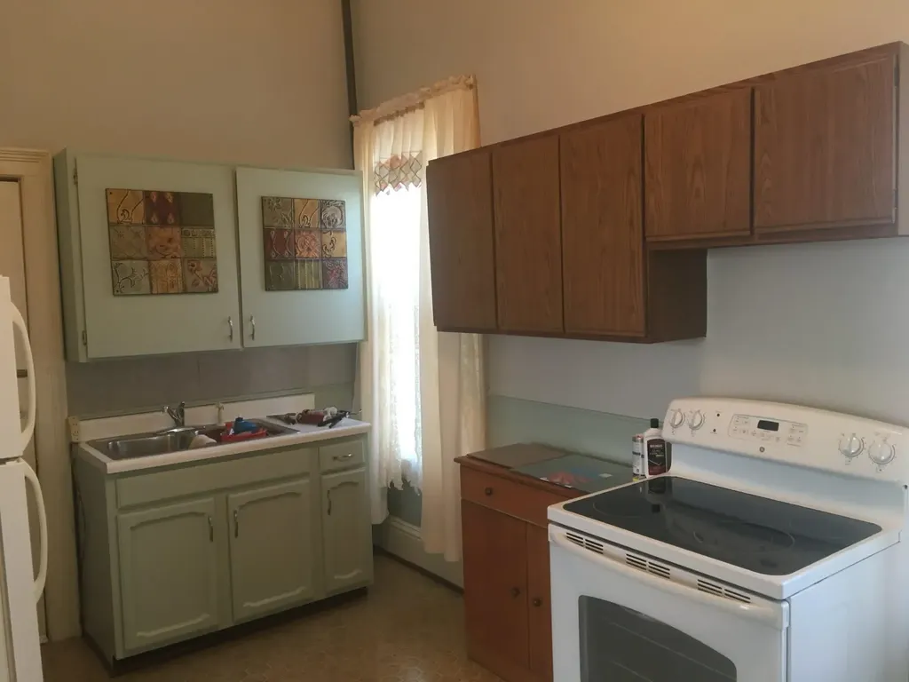 211 W State Street Tawas Township MI 48730