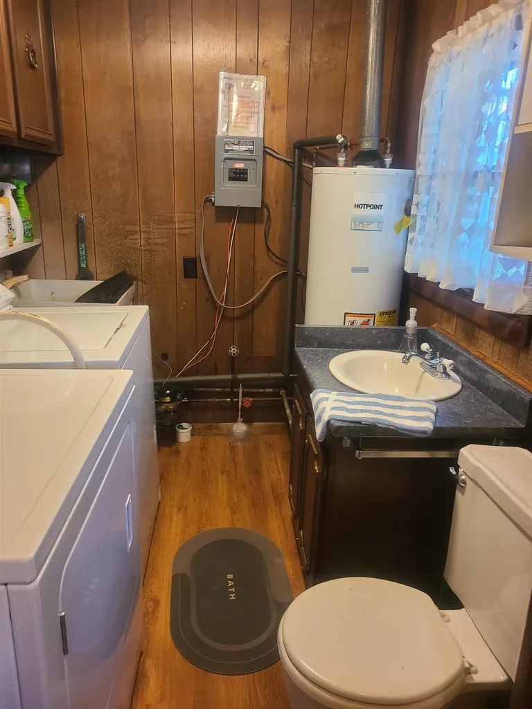 7589 E Cedar Lake Drive Oscoda Charter Township MI 48738
