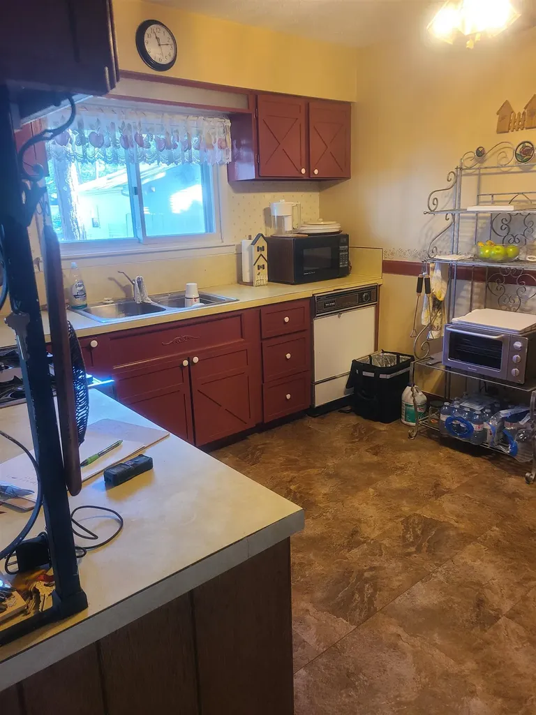 7589 E Cedar Lake Drive Oscoda Charter Township MI 48738