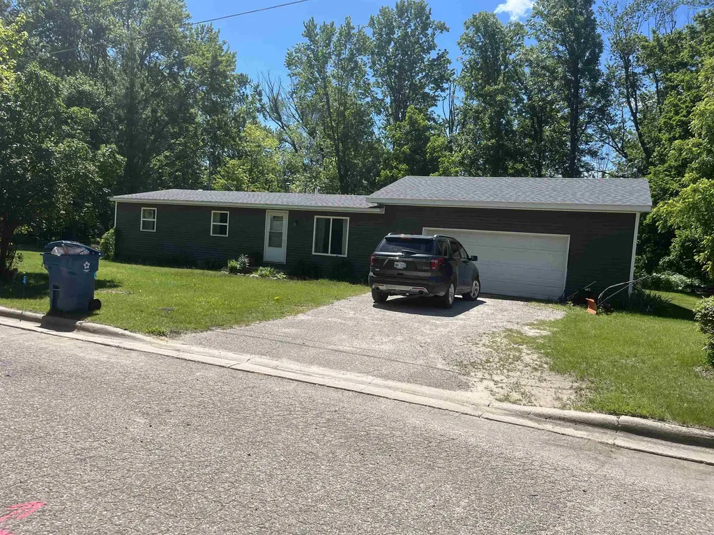 380 E North Street Standish Township MI 48658