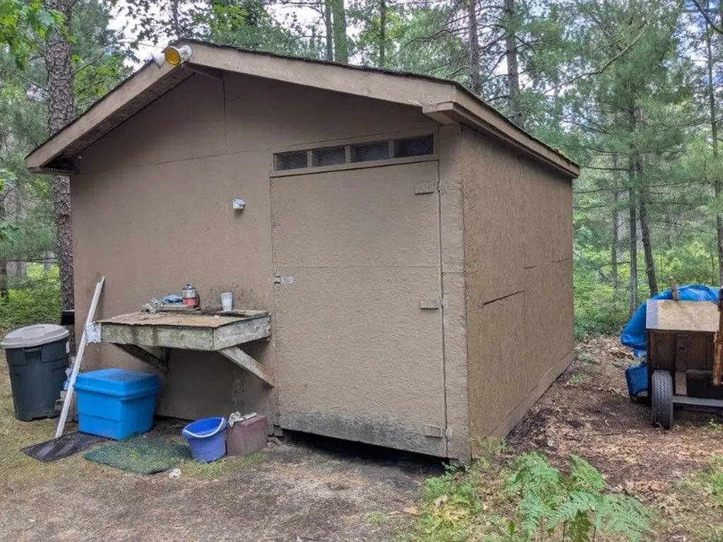 1007 Sand Lake Road Grant Township MI 48748
