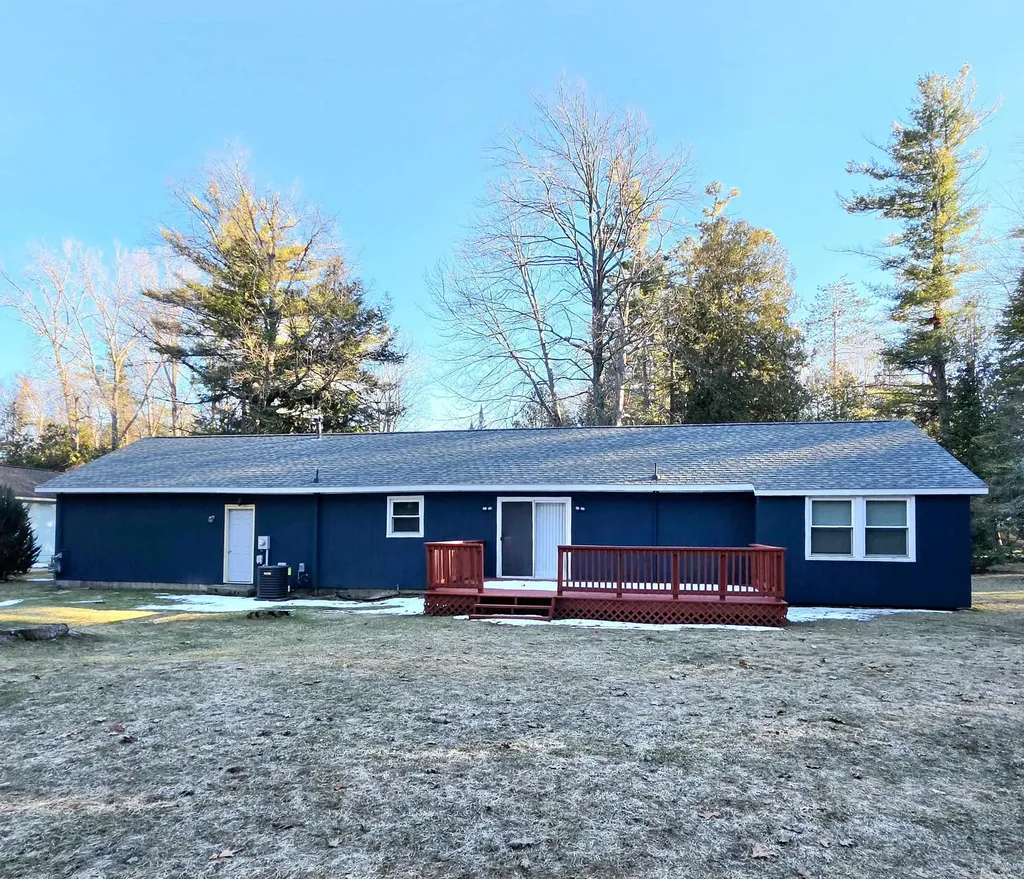 4941 Aaron Drive Oscoda Charter Township MI 48750