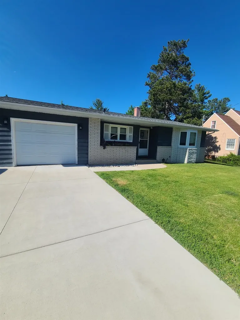 314 W Michigan Avenue Oscoda Charter Township MI 48750