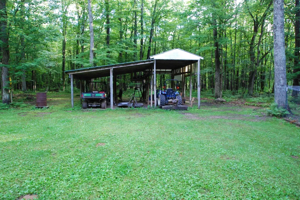3195 W Sage Lake Road Foster Township MI 48661