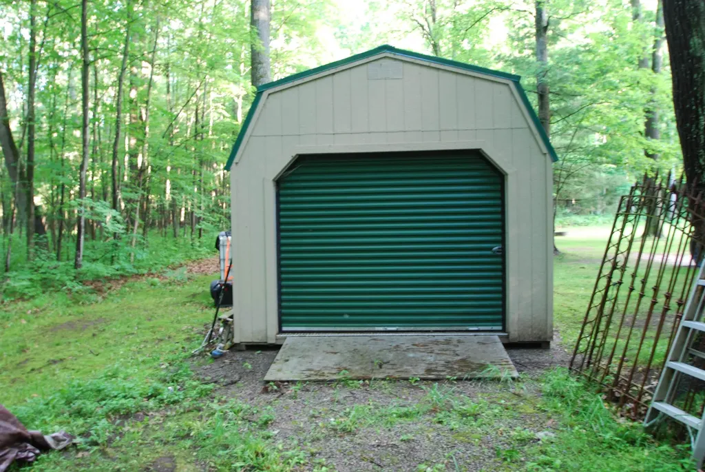 3195 W Sage Lake Road Foster Township MI 48661