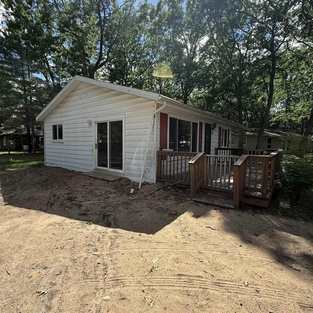 3661 Little Island Drive Grant Township MI 48748