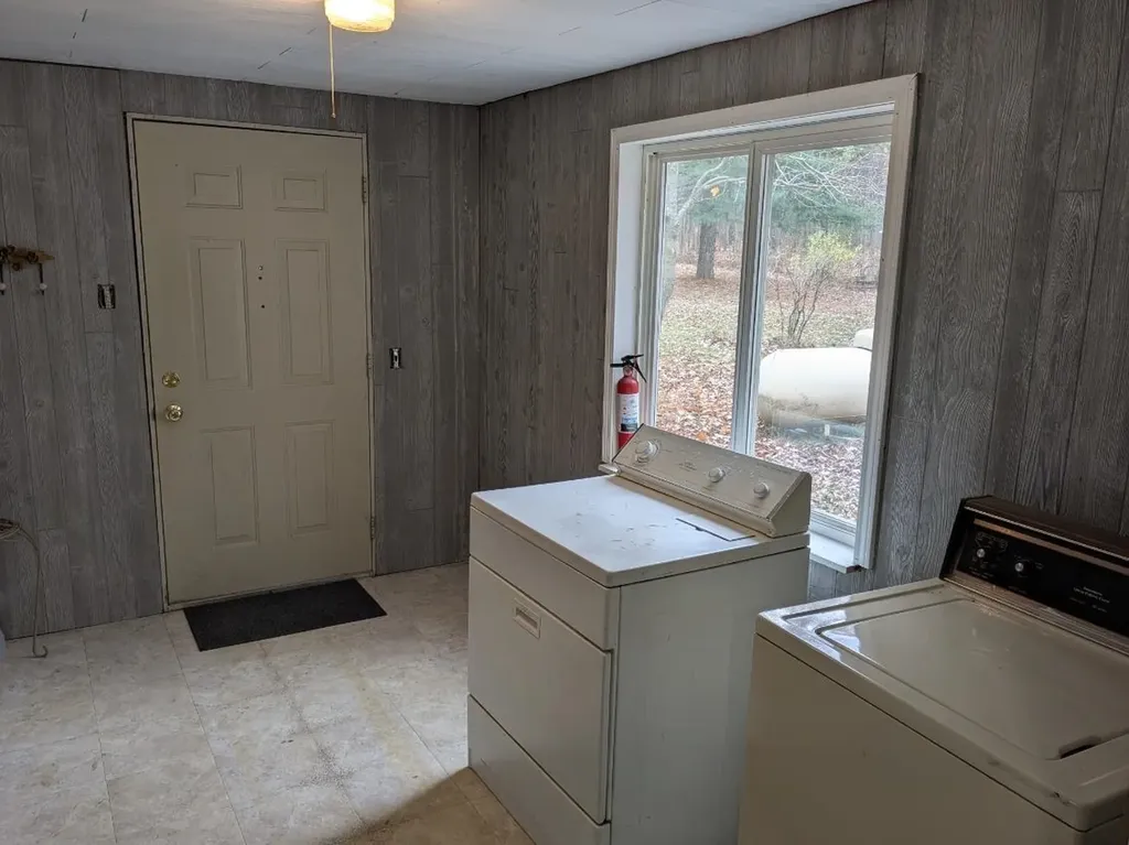 5533 E County Line Road Plainfield Township MI 48761