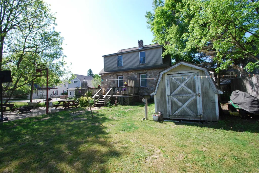 135 Carpenter Street West Branch Township MI 48661