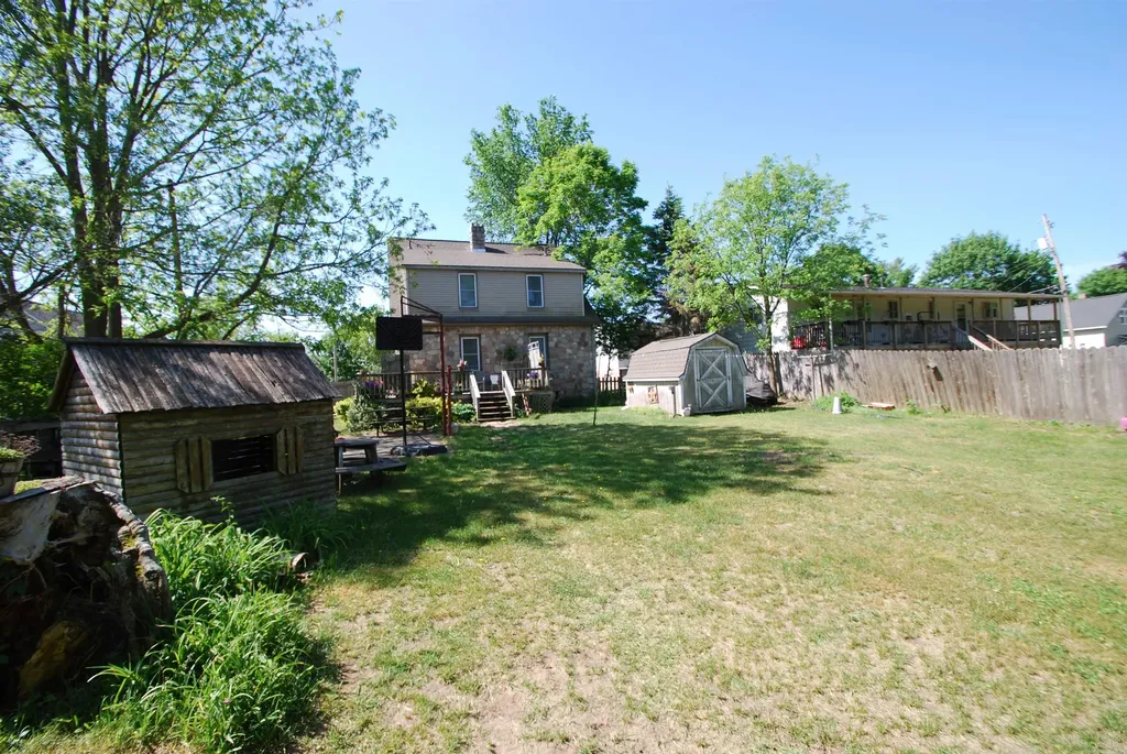 135 Carpenter Street West Branch Township MI 48661