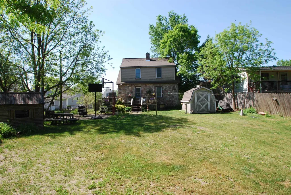 135 Carpenter Street West Branch Township MI 48661