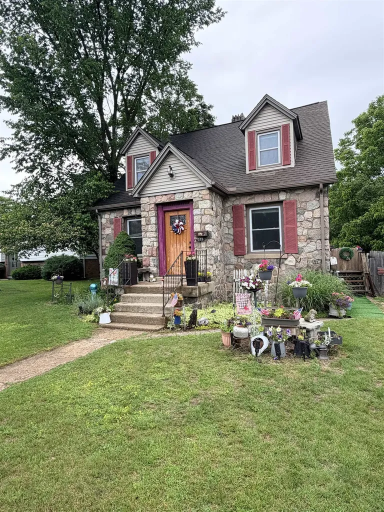 135 Carpenter Street West Branch Township MI 48661