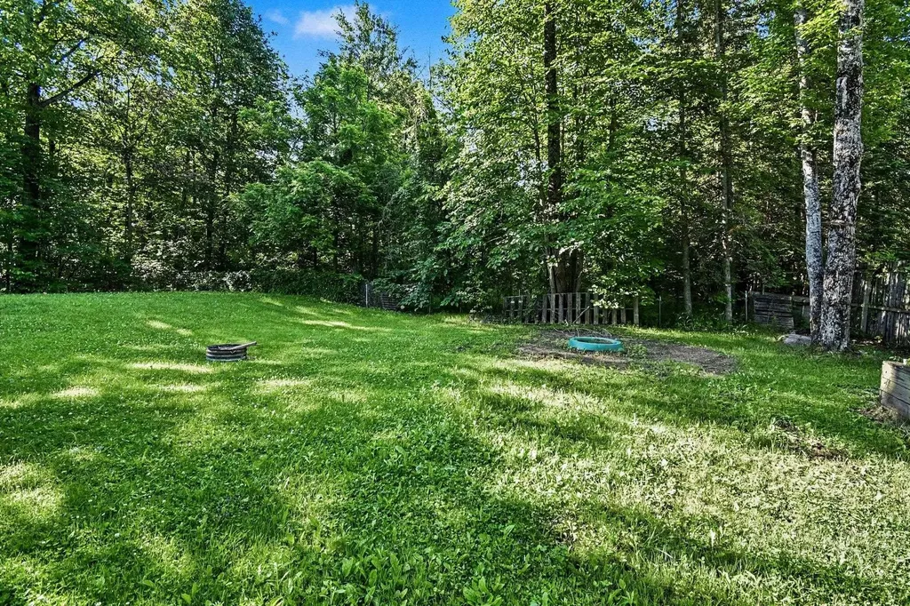 7579 Hillsdale Drive Plainfield Township MI 48739