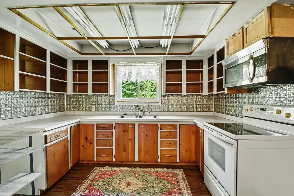 7579 Hillsdale Drive Plainfield Township MI 48739