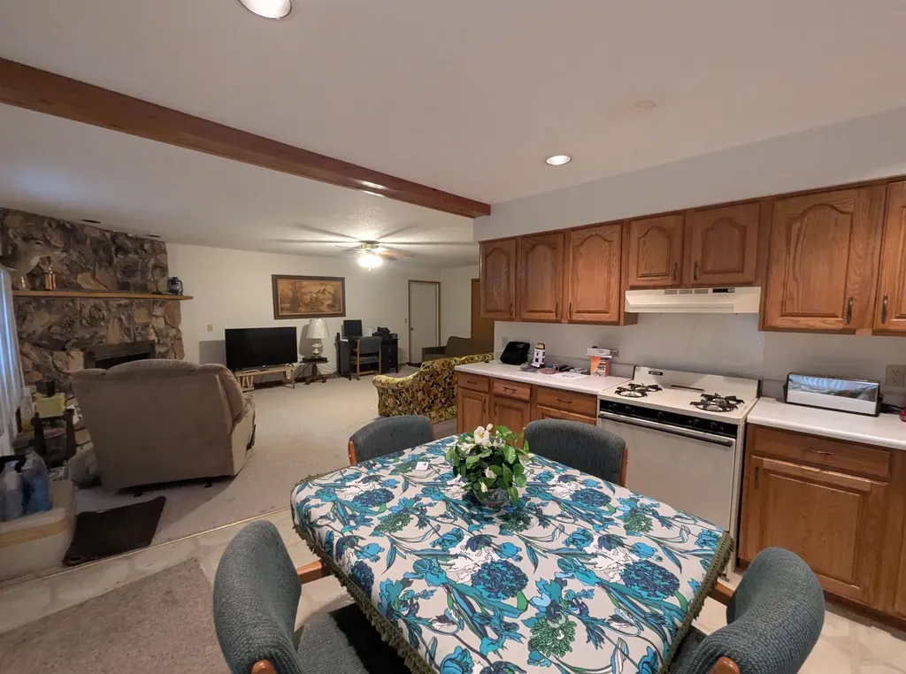 28 W Pine Sims Township MI 48703