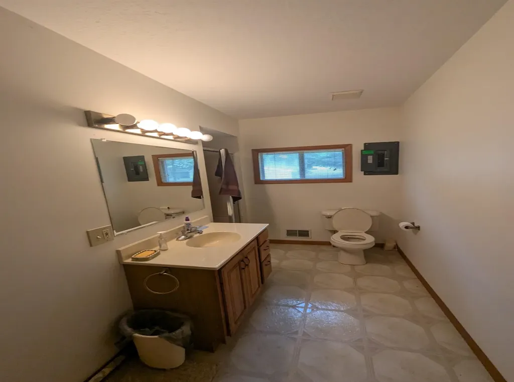 28 W Pine Sims Township MI 48703