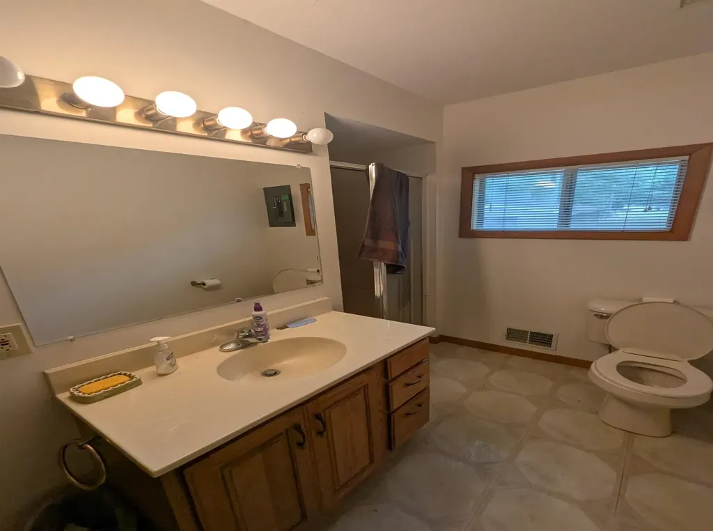 28 W Pine Sims Township MI 48703