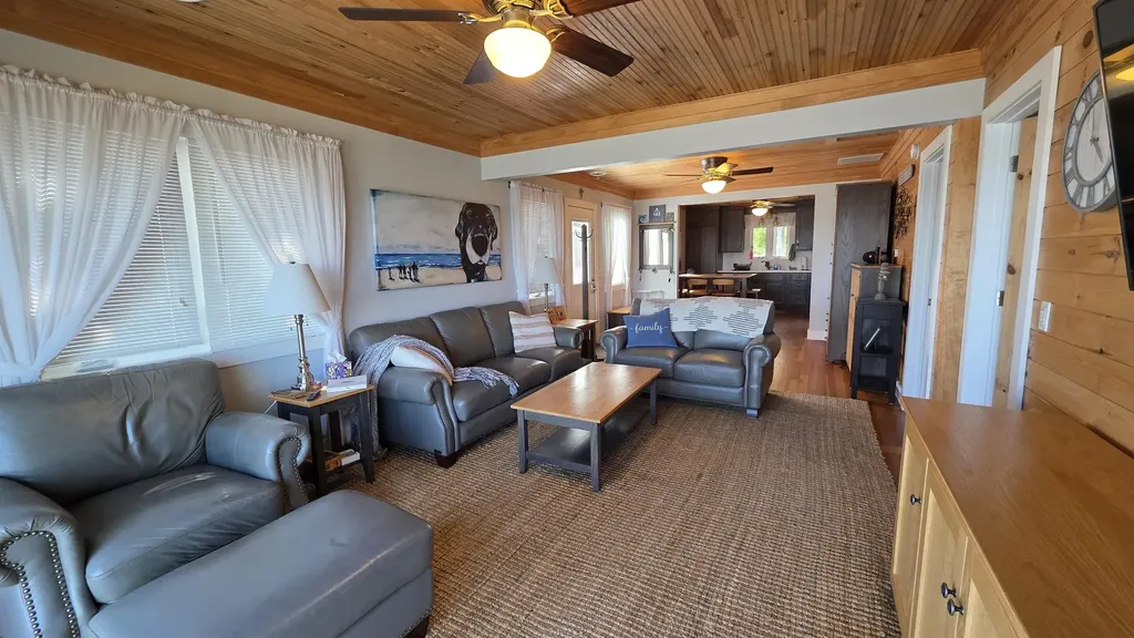 3804 E Michigan Avenue Sims Township MI 48703