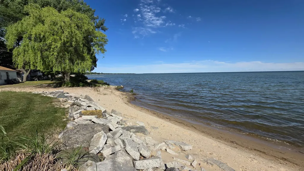 3804 E Michigan Avenue Sims Township MI 48703
