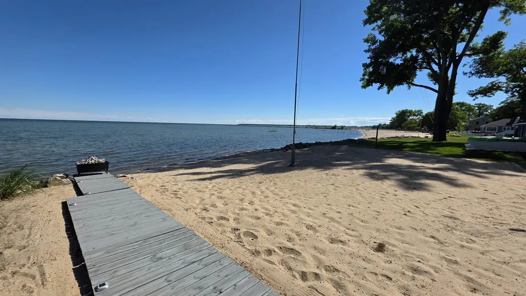 3804 E Michigan Avenue Sims Township MI 48703