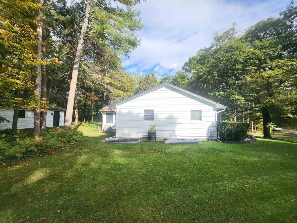 6753 Roanoak Drive Oscoda Charter Township MI 48750