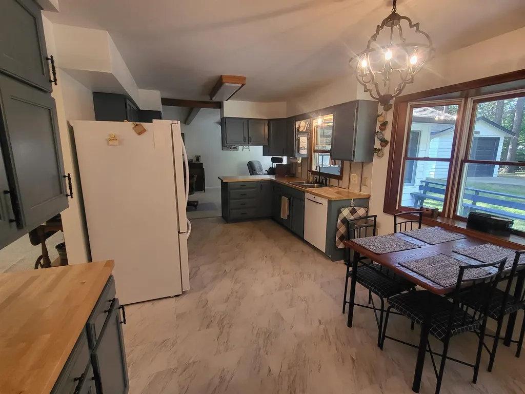 6753 Roanoak Drive Oscoda Charter Township MI 48750