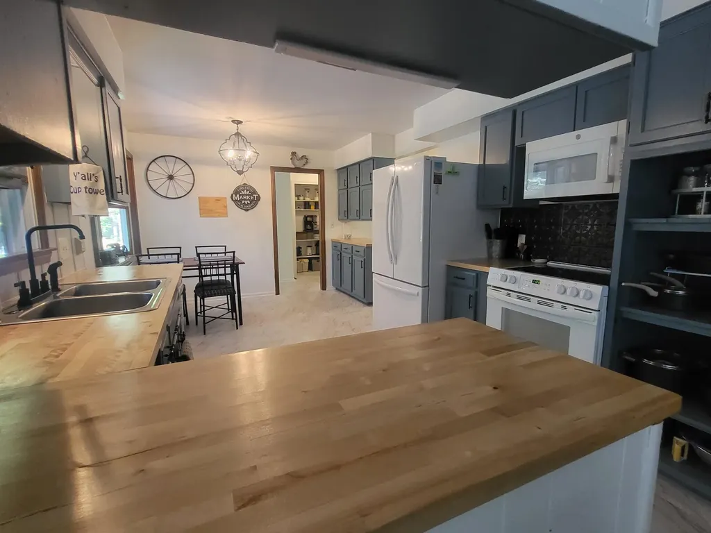 6753 Roanoak Drive Oscoda Charter Township MI 48750
